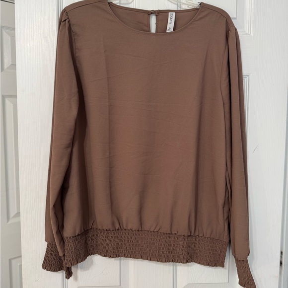 Zenana Outfitters Tops - Zenana Outfitters Cocoa Long Sleeve Blouse